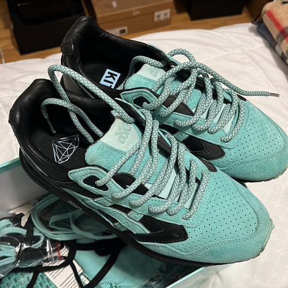 Shoes - Women KITHx ASICS